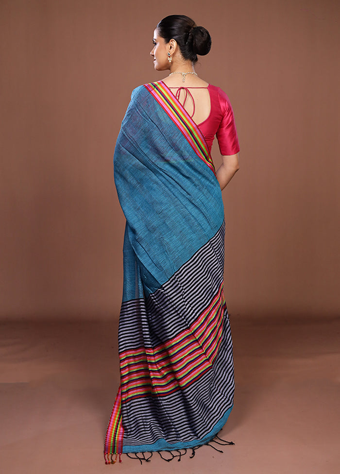 Blue Matka Silk Saree With Blouse Piece