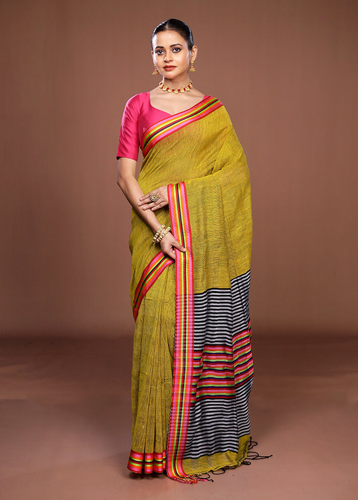 Green Matka Silk Saree With Blouse Piece
