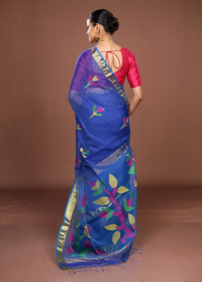 Blue Matka Silk Saree With Blouse Piece