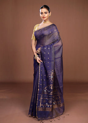 Blue Matka Silk Saree With Blouse Piece