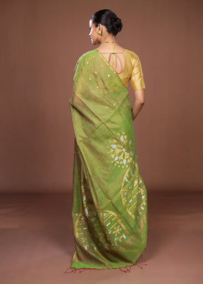 Green Matka Silk Saree With Blouse Piece