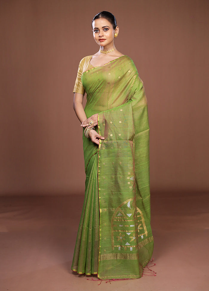 Green Matka Silk Saree With Blouse Piece