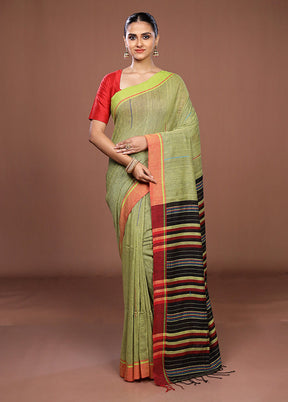 Green Matka Silk Saree With Blouse Piece
