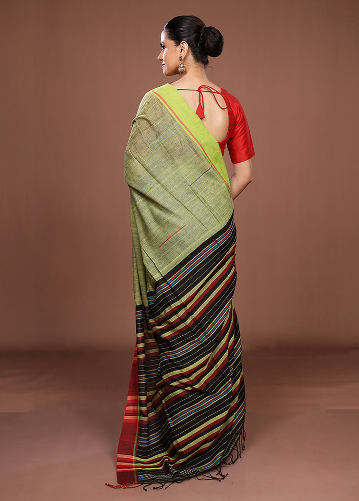 Green Matka Silk Saree With Blouse Piece