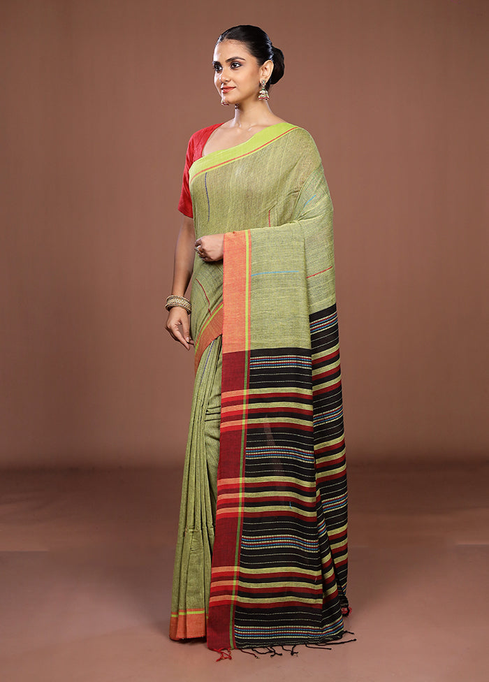 Green Matka Silk Saree With Blouse Piece