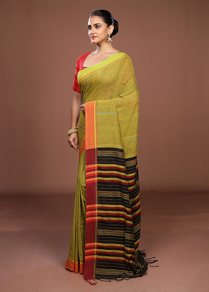Green Matka Silk Saree With Blouse Piece