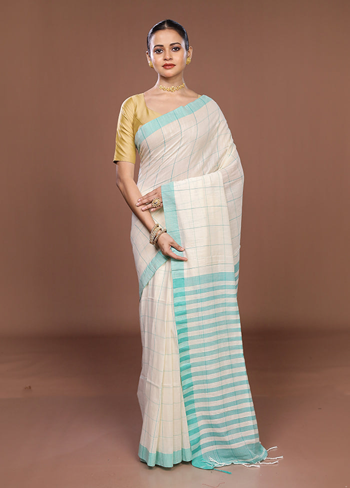 White Matka Silk Saree With Blouse Piece