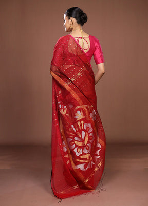 Grey Matka Silk Saree With Blouse Piece