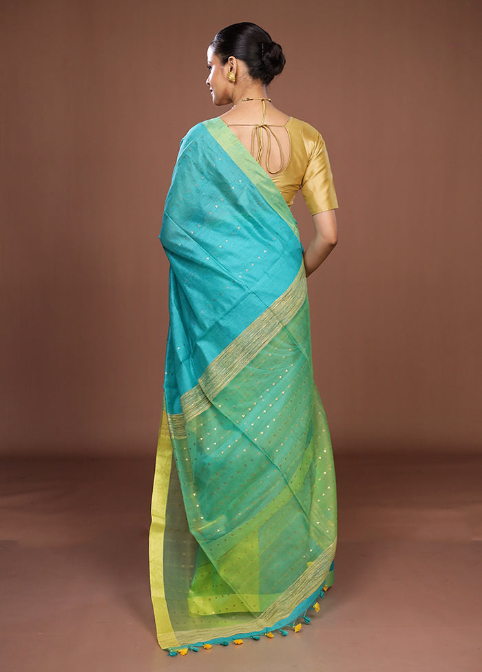 Green Matka Silk Saree With Blouse Piece