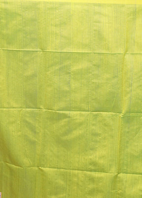 Green Matka Silk Saree With Blouse Piece