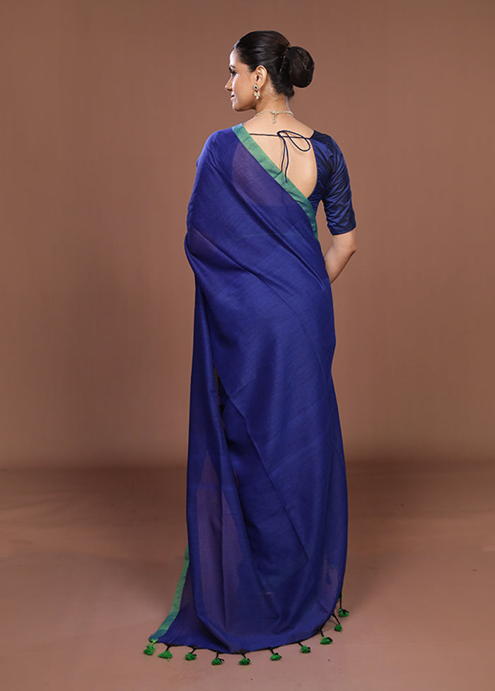 Blue Matka Silk Saree With Blouse Piece