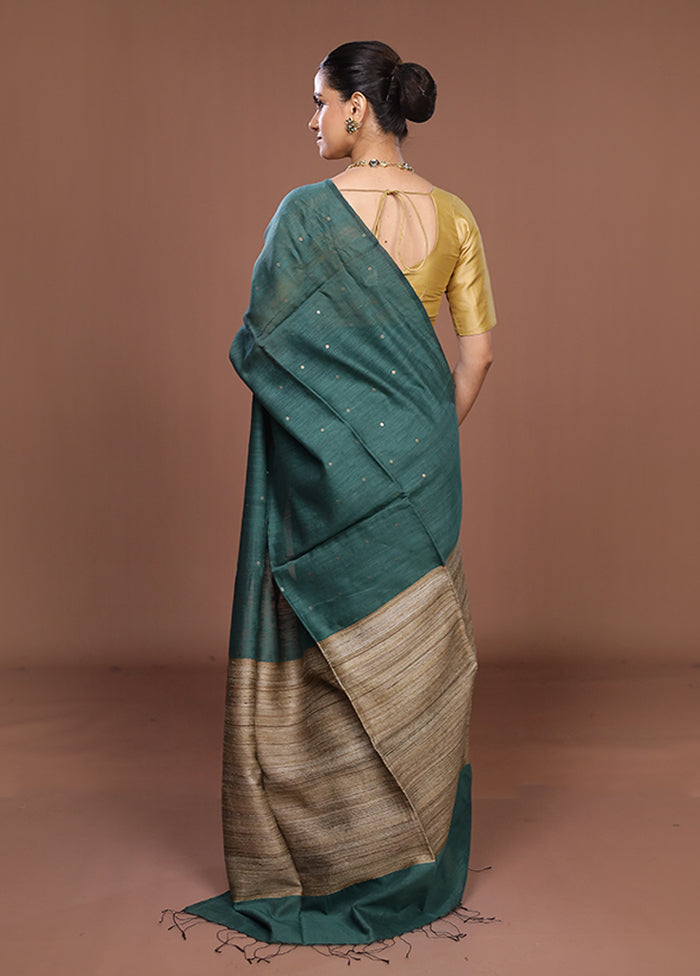 Green Matka Silk Saree With Blouse Piece
