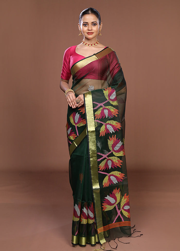 Green Matka Silk Saree With Blouse Piece