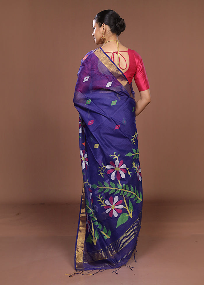 Blue Matka Silk Saree With Blouse Piece