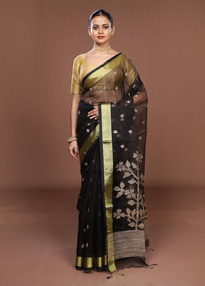 Black Matka Silk Saree With Blouse Piece