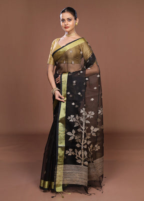 Black Matka Silk Saree With Blouse Piece