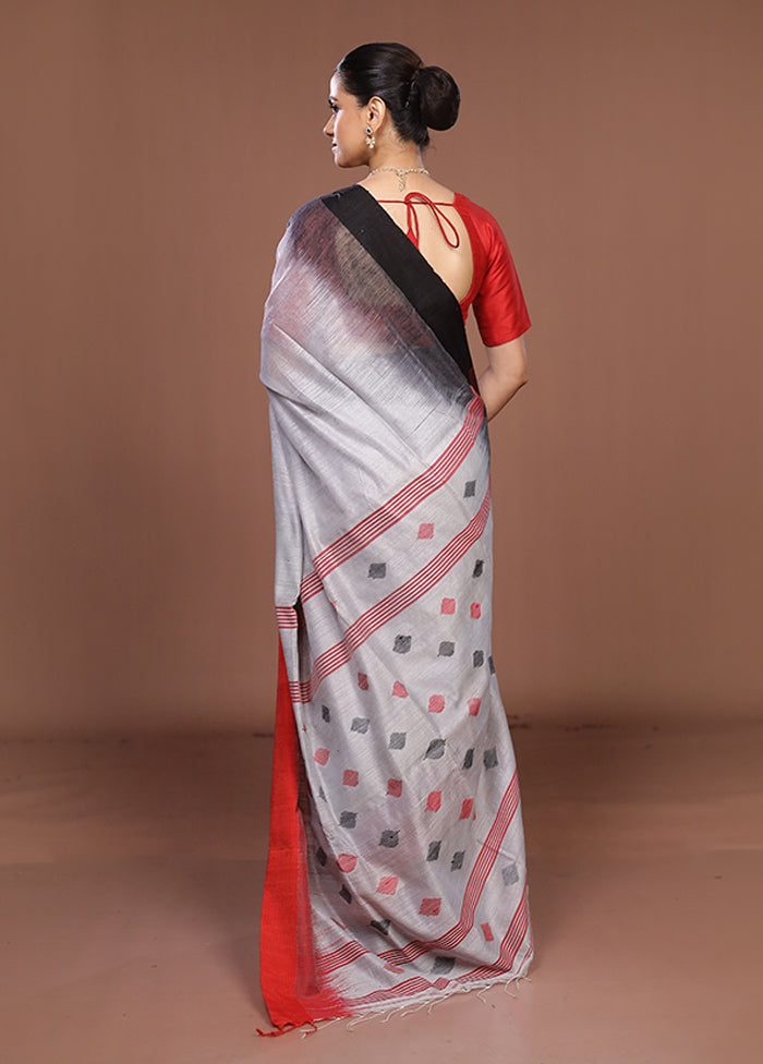 Grey Matka Silk Saree With Blouse Piece
