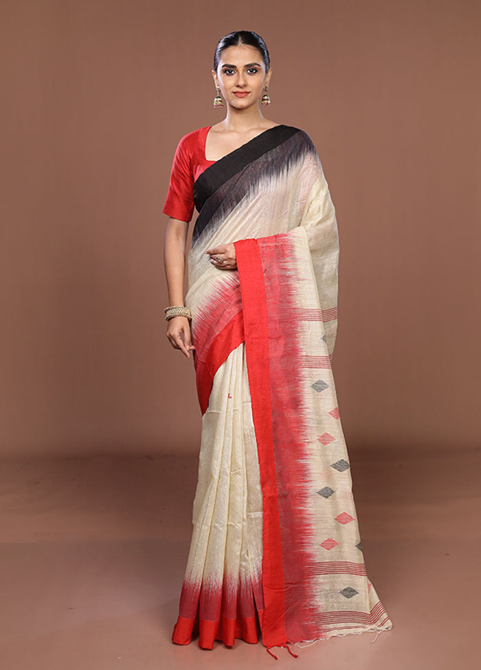 Cream Matka Silk Saree With Blouse Piece