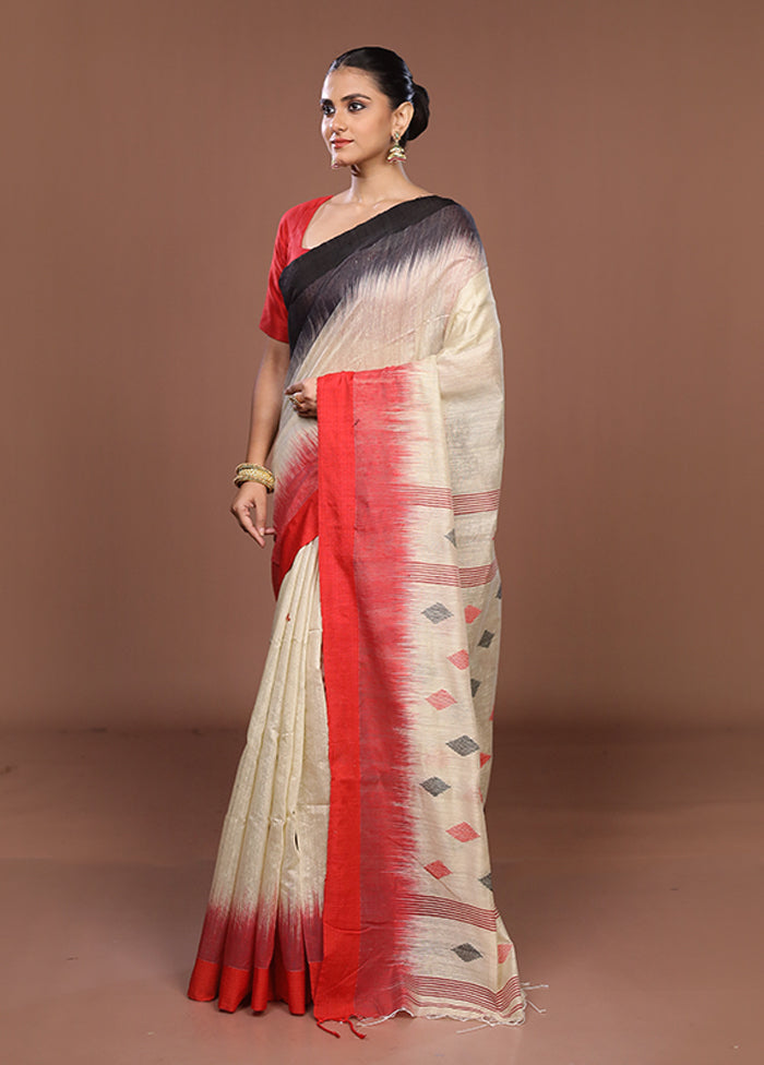 Cream Matka Silk Saree With Blouse Piece