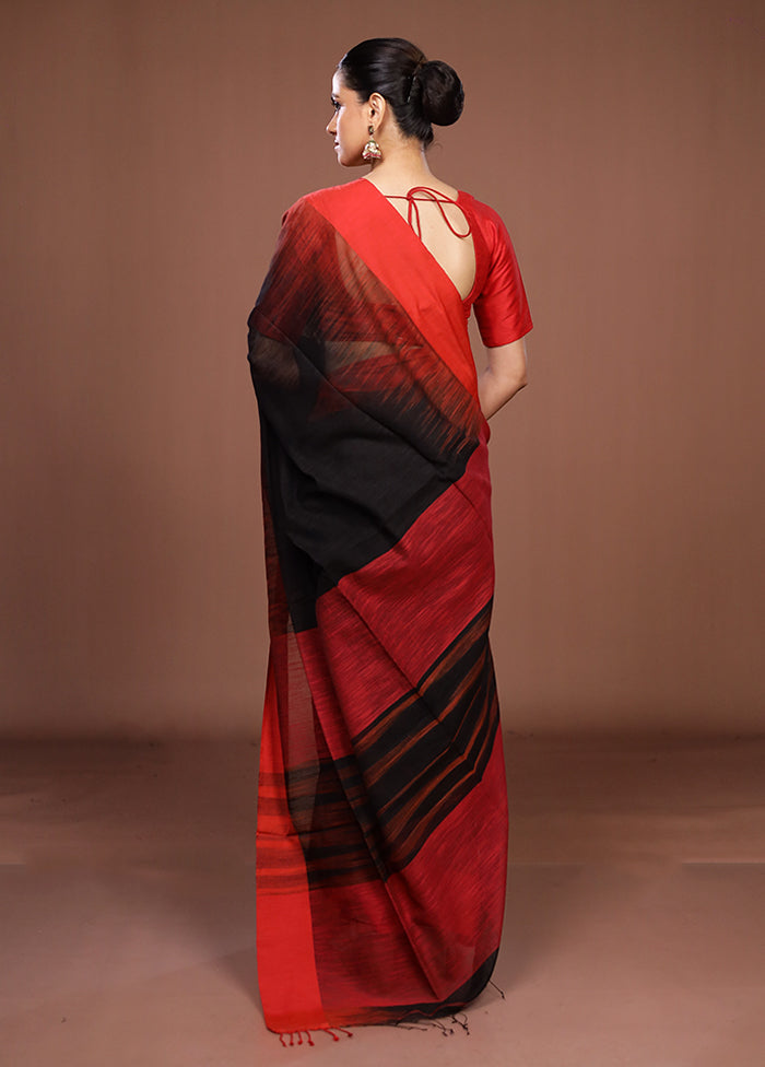 Black Matka Silk Saree With Blouse Piece