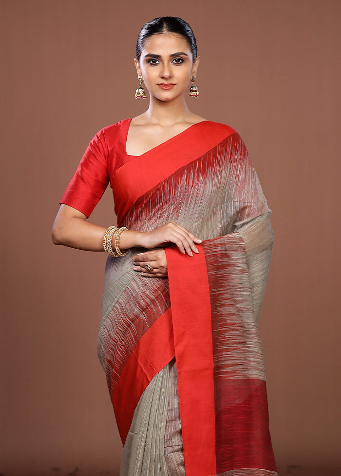 Grey Matka Silk Saree With Blouse Piece