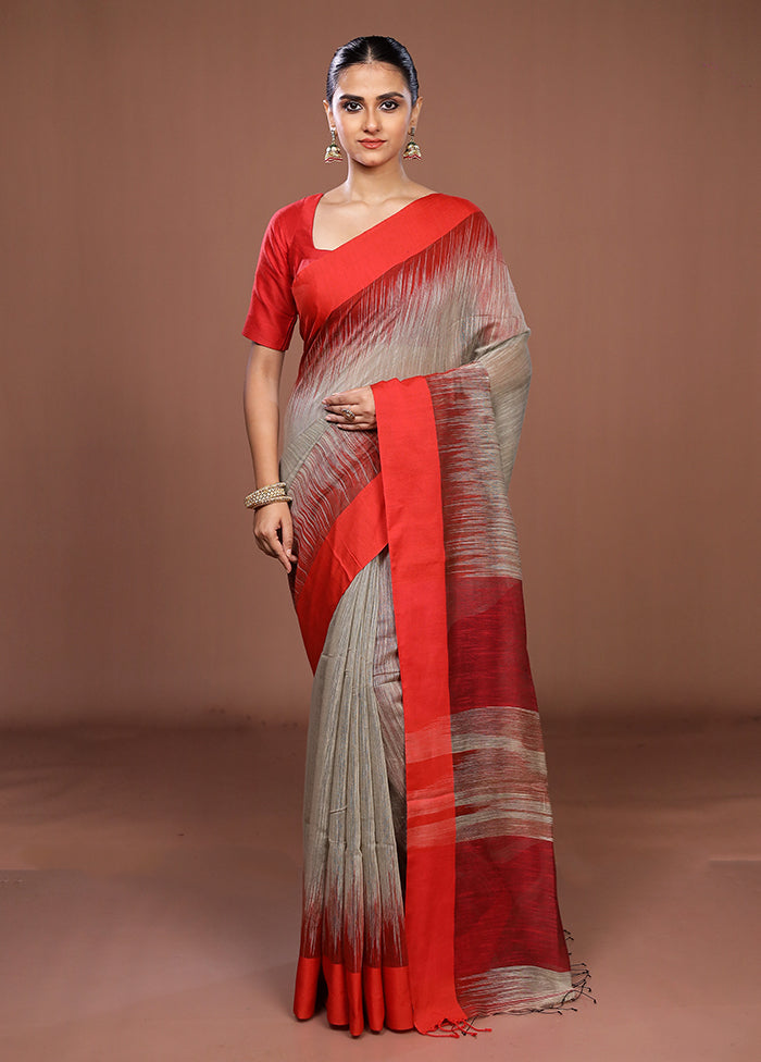 Grey Matka Silk Saree With Blouse Piece