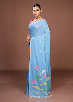 Blue Matka Silk Saree With Blouse Piece