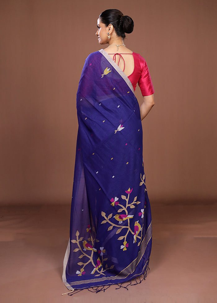 Blue Matka Silk Saree With Blouse Piece