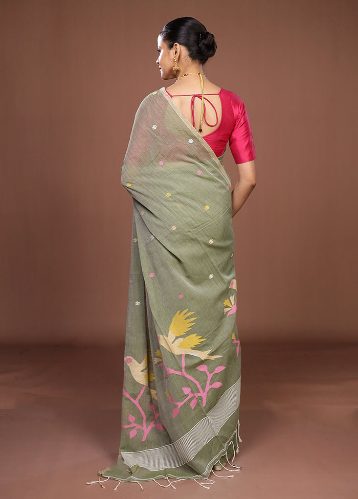 Green Matka Silk Saree With Blouse Piece