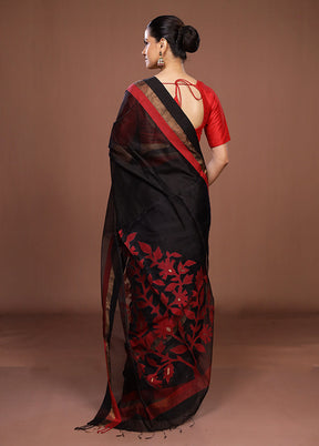 Black Matka Silk Saree With Blouse Piece