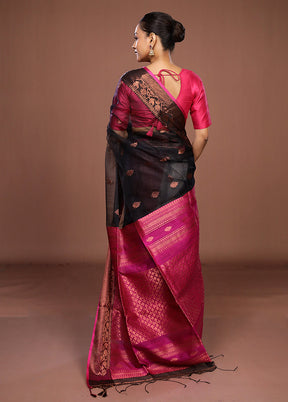 Black Matka Silk Saree With Blouse Piece