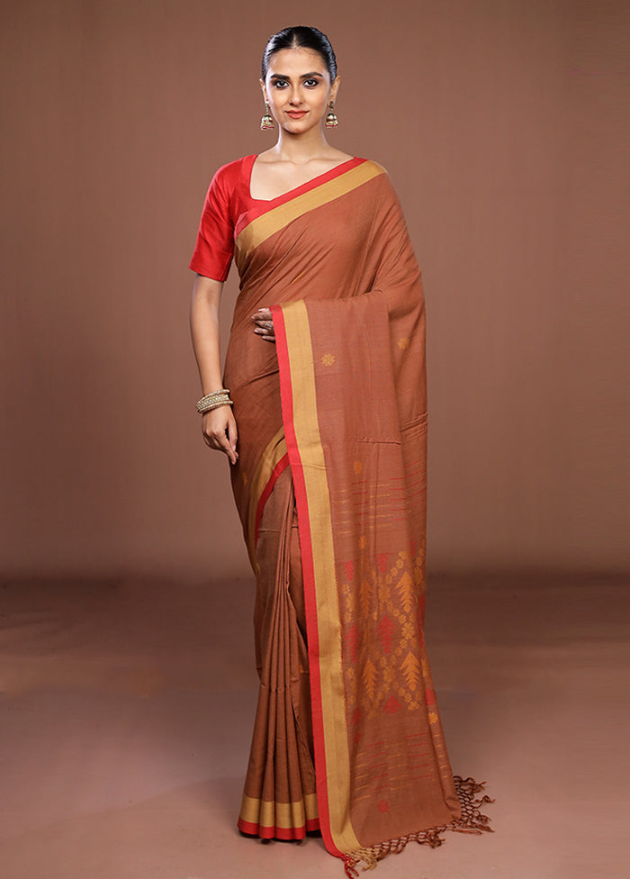 Cream Matka Silk Saree With Blouse Piece