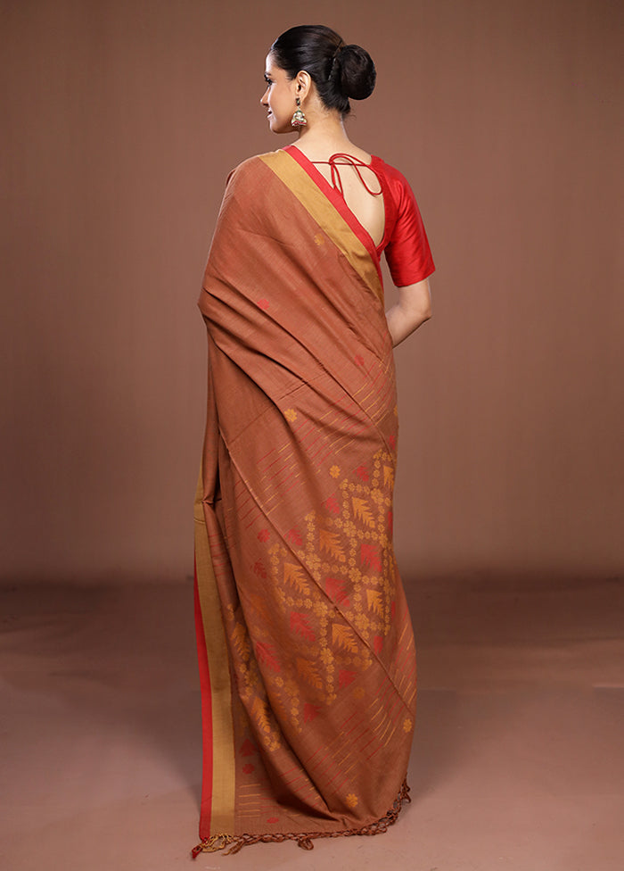 Cream Matka Silk Saree With Blouse Piece