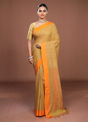 Cream Matka Silk Saree With Blouse Piece