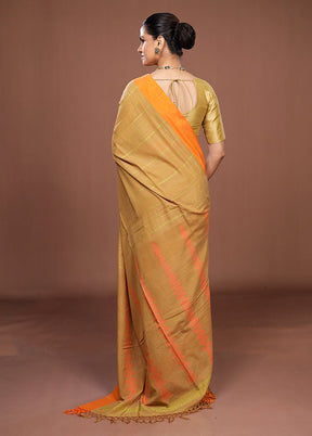 Cream Matka Silk Saree With Blouse Piece