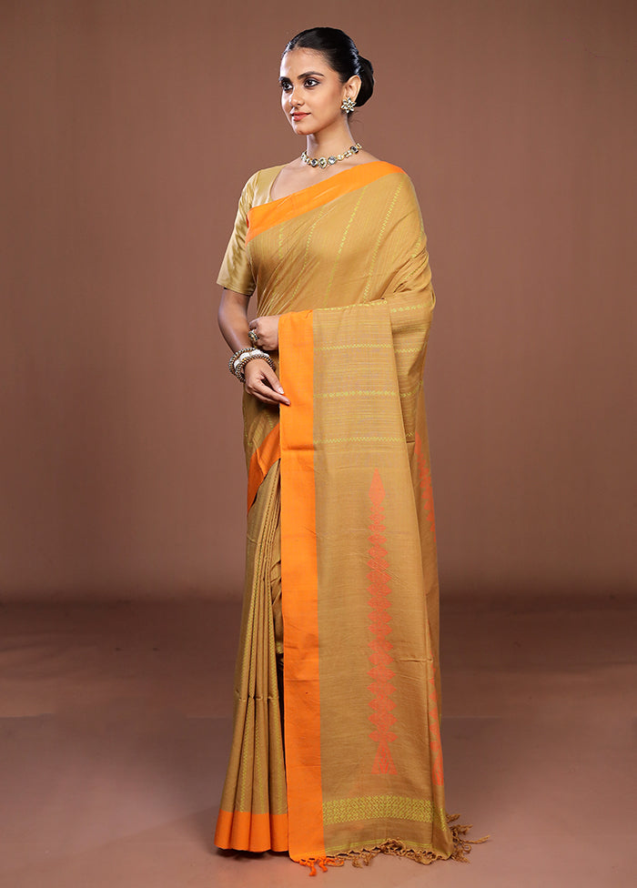 Cream Matka Silk Saree With Blouse Piece