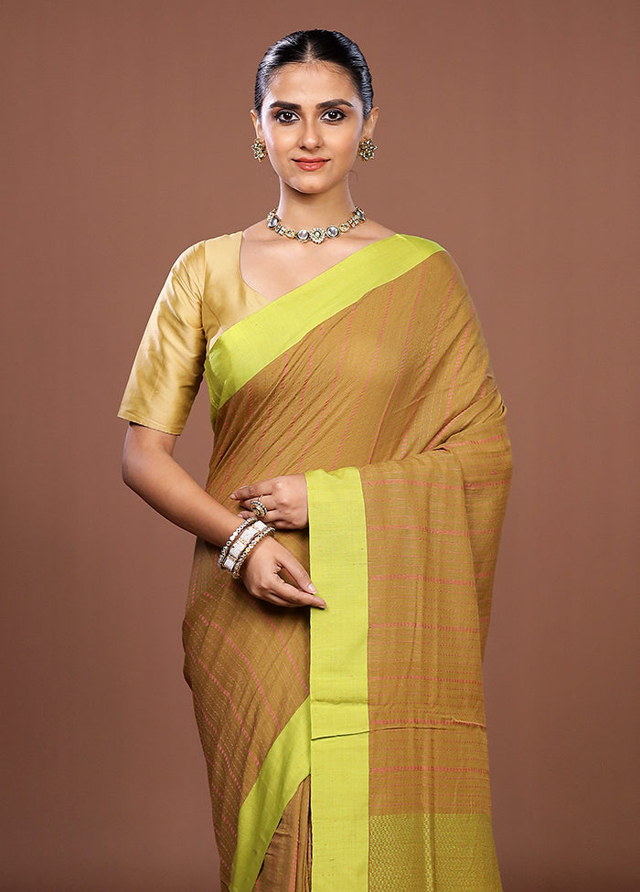 Cream Matka Silk Saree With Blouse Piece