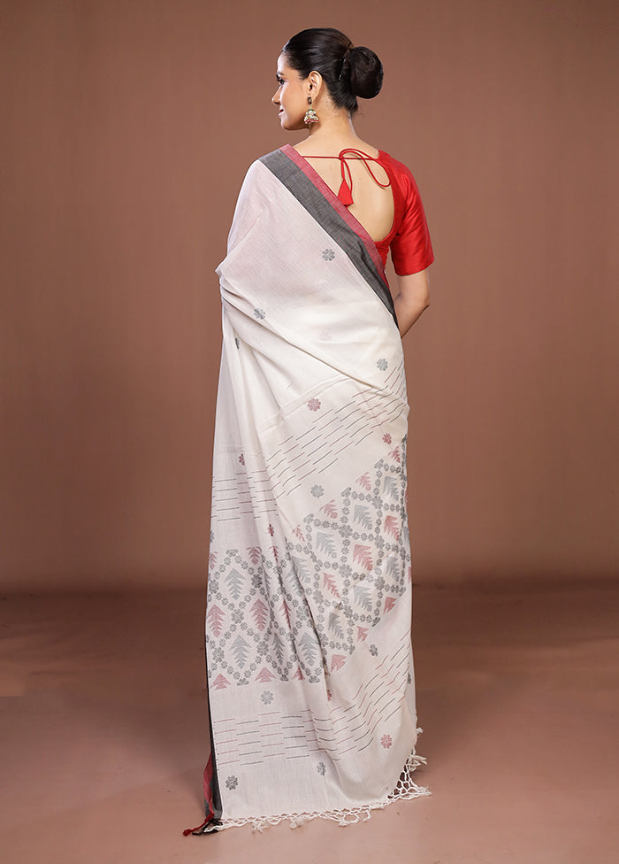 White Matka Silk Saree With Blouse Piece