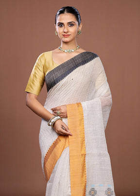 White Matka Silk Saree With Blouse Piece