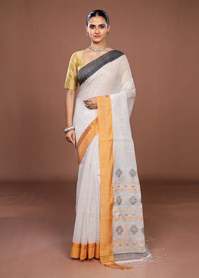 White Matka Silk Saree With Blouse Piece