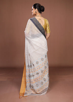 White Matka Silk Saree With Blouse Piece