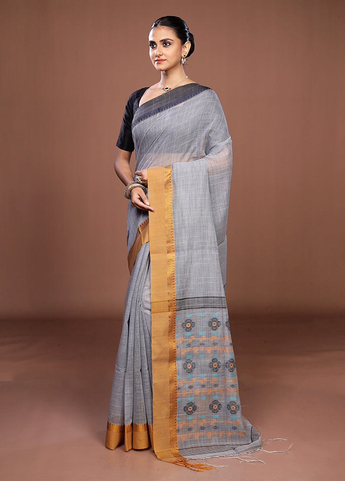 Grey Matka Silk Saree With Blouse Piece