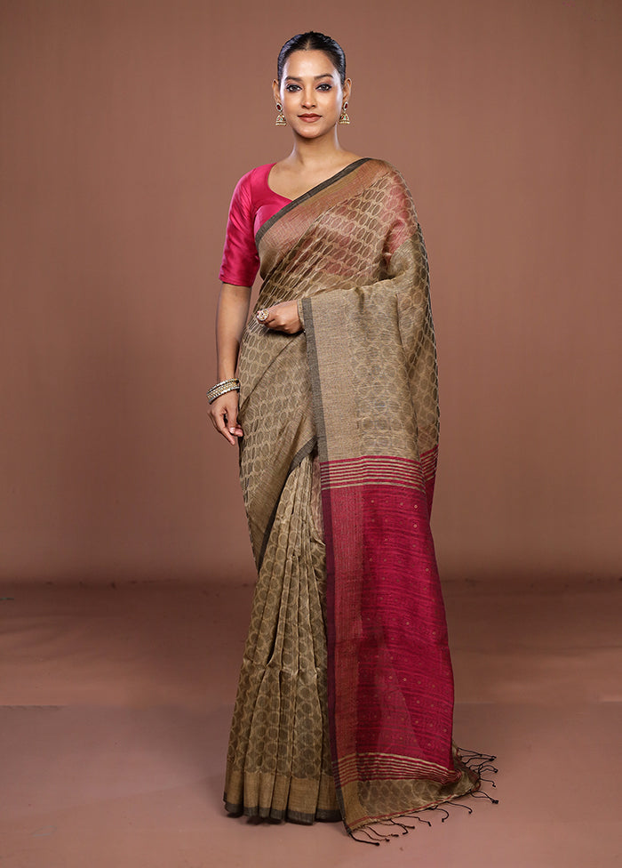 Grey Handloom Matka Pure Silk Saree With Blouse Piece