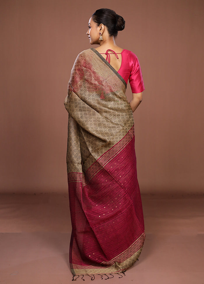 Grey Handloom Matka Pure Silk Saree With Blouse Piece