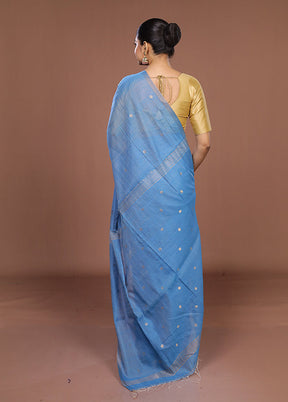 Blue Matka Silk Saree With Blouse Piece