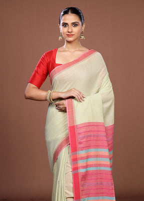 Green Matka Silk Saree With Blouse Piece