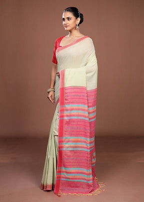 Green Matka Silk Saree With Blouse Piece