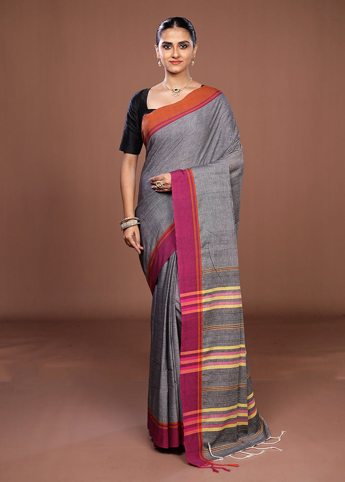 Grey Matka Silk Saree With Blouse Piece