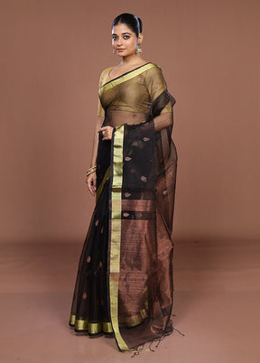 Black Matka Silk Saree With Blouse Piece
