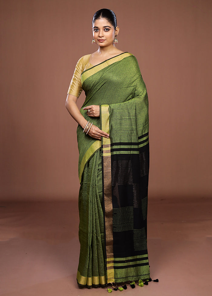 Green Matka Silk Saree With Blouse Piece